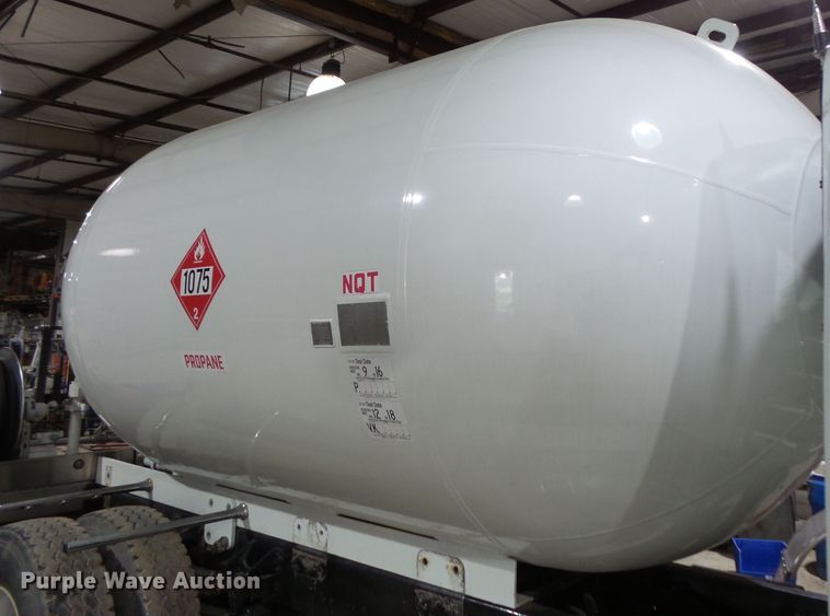 image for item FM9649 Trinity propane tank bed