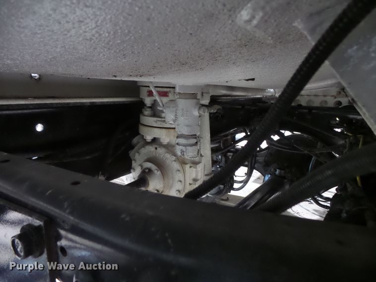 image for item FM9649 Trinity propane tank bed