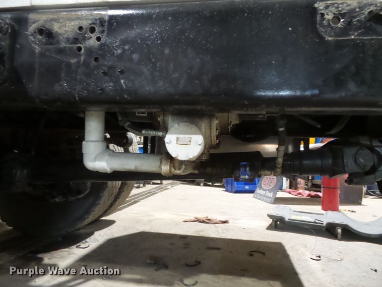 image for item FM9649 Trinity propane tank bed