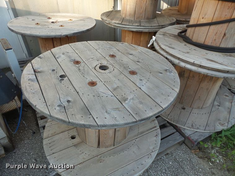 image for item FM9650 (44) wood spools