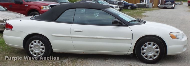 image for item FM9654 2005 Chrysler Sebring convertible