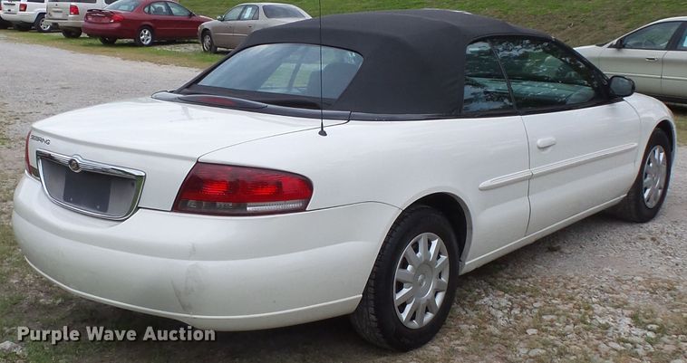 image for item FM9654 2005 Chrysler Sebring convertible