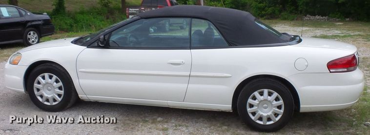 image for item FM9654 2005 Chrysler Sebring convertible