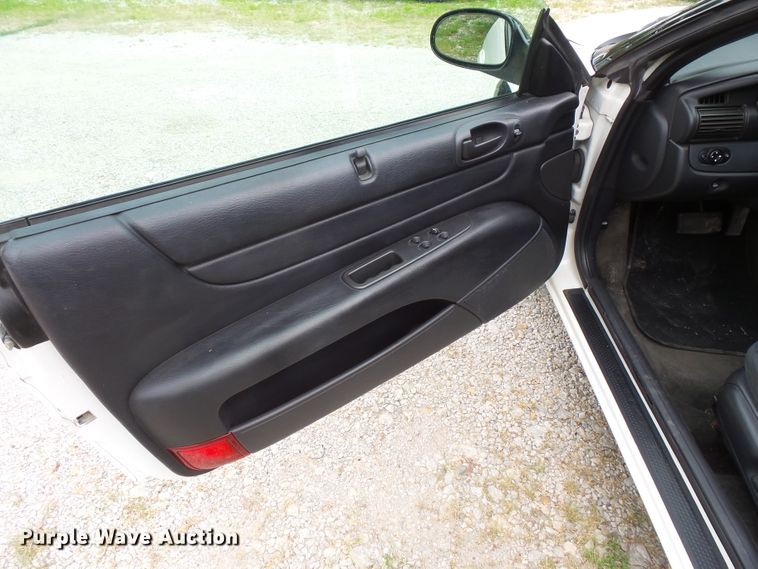 image for item FM9654 2005 Chrysler Sebring convertible