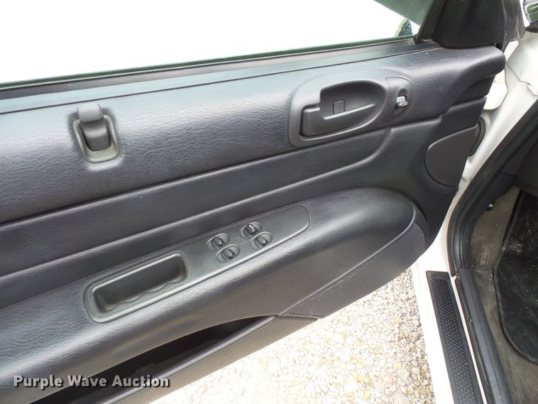 image for item FM9654 2005 Chrysler Sebring convertible