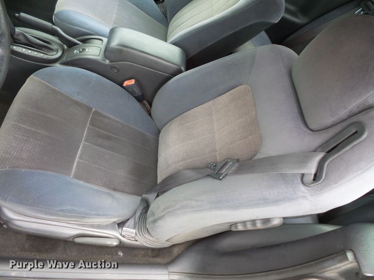 image for item FM9654 2005 Chrysler Sebring convertible