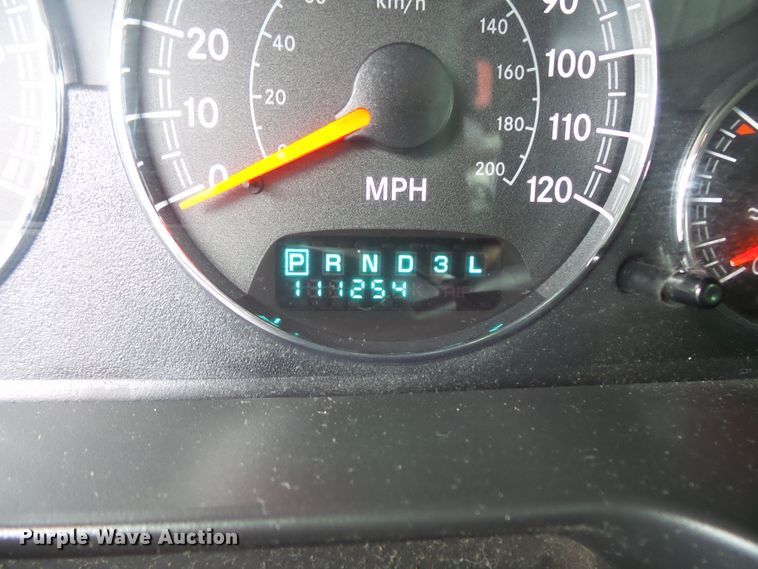 image for item FM9654 2005 Chrysler Sebring convertible