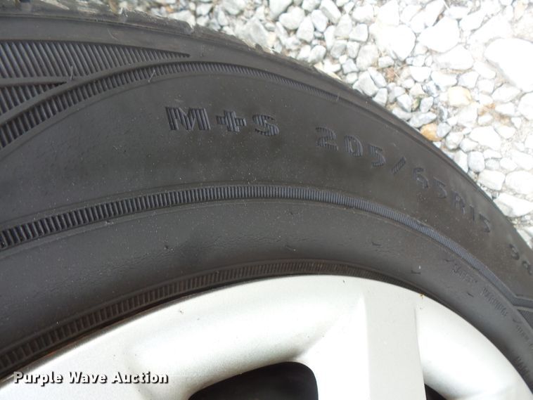 image for item FM9654 2005 Chrysler Sebring convertible