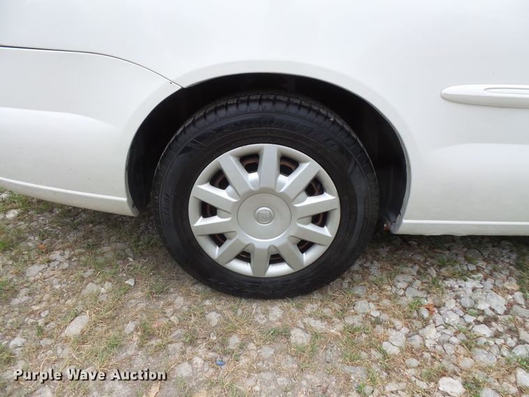 image for item FM9654 2005 Chrysler Sebring convertible