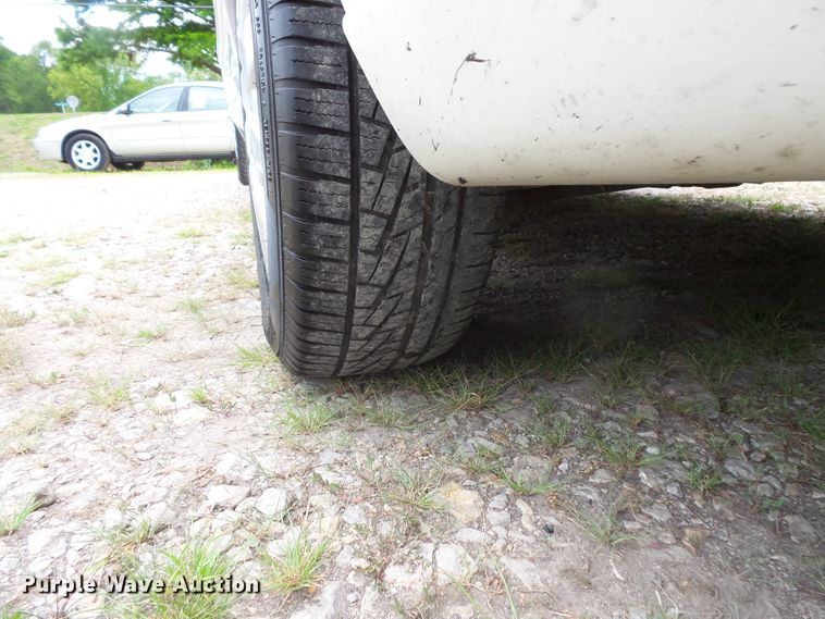 image for item FM9654 2005 Chrysler Sebring convertible