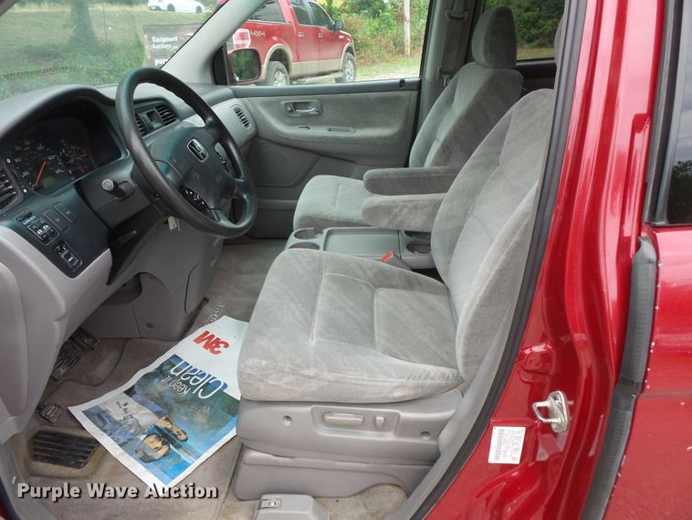 image for item FM9656 2002 Honda Odyssey van