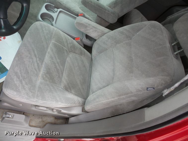 image for item FM9656 2002 Honda Odyssey van