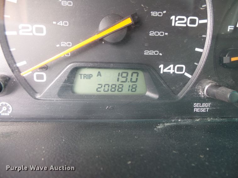 image for item FM9656 2002 Honda Odyssey van