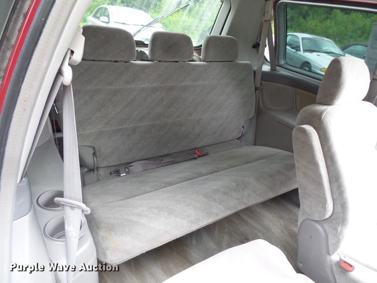 image for item FM9656 2002 Honda Odyssey van