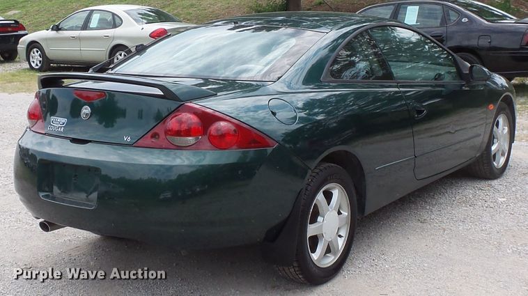 image for item FM9657 2000 Mercury Cougar