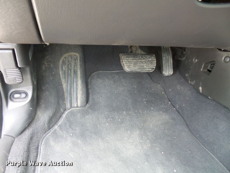 image for item FM9657 2000 Mercury Cougar