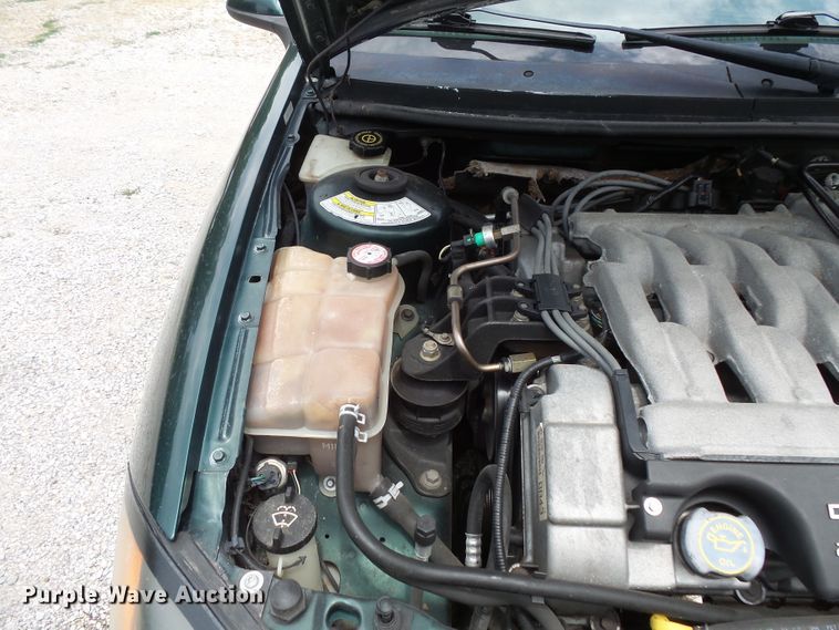 image for item FM9657 2000 Mercury Cougar