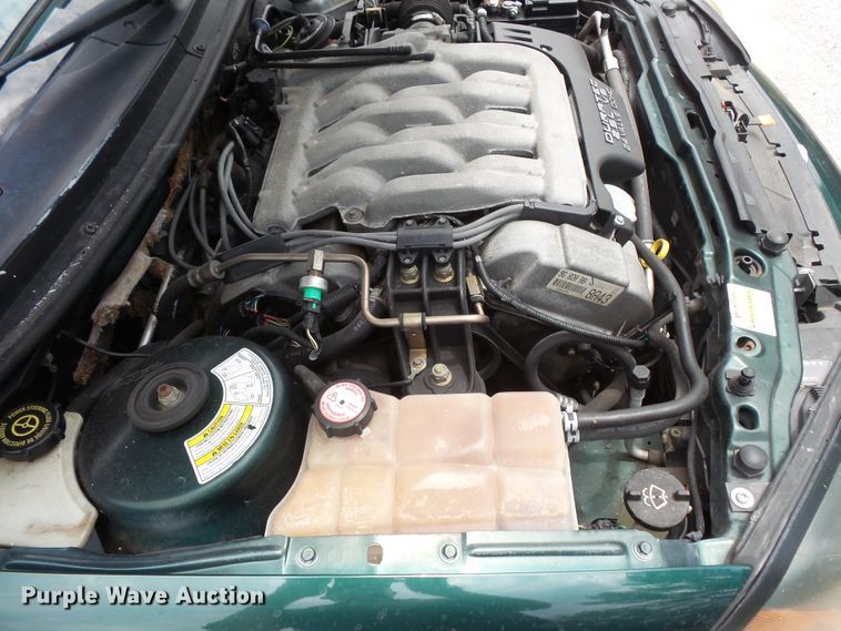 image for item FM9657 2000 Mercury Cougar