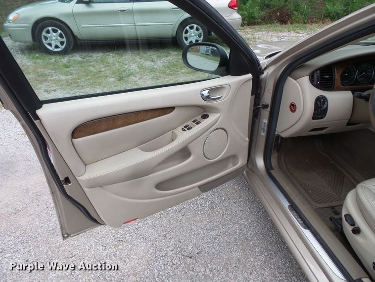 image for item FM9659 2003 Jaguar X-Type