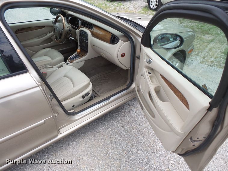 image for item FM9659 2003 Jaguar X-Type