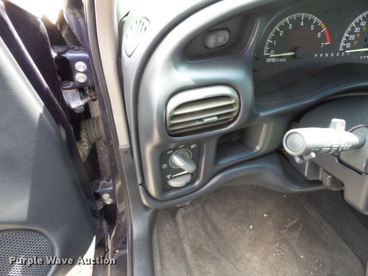 image for item FM9663 2001 Pontiac Grand Prix