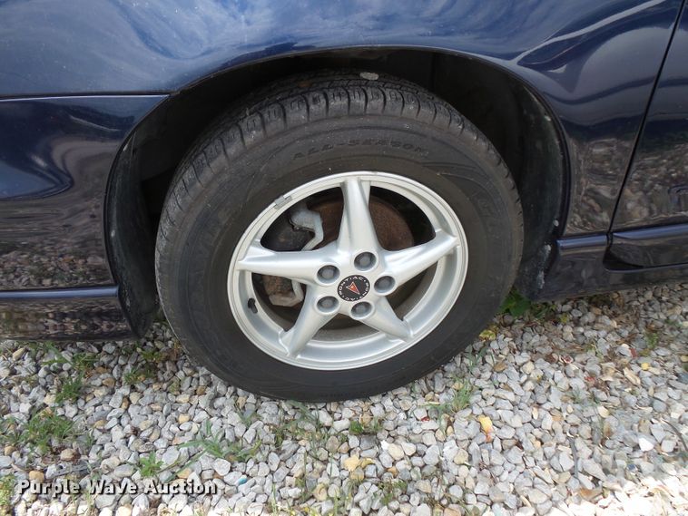 image for item FM9663 2001 Pontiac Grand Prix