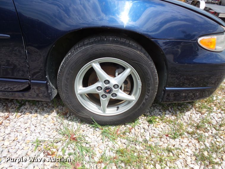 image for item FM9663 2001 Pontiac Grand Prix