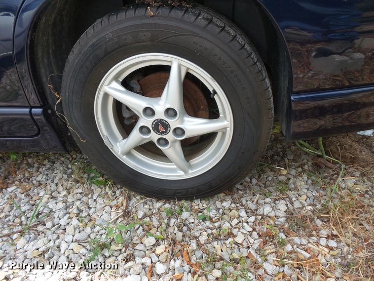 image for item FM9663 2001 Pontiac Grand Prix