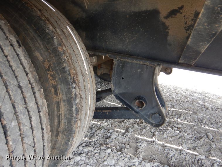 image for item FT9274 2015 Belshe DT255 equipment trailer