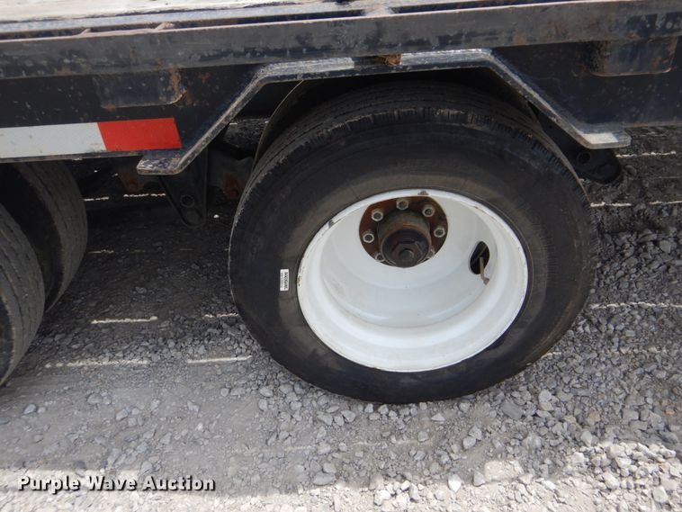 image for item FT9274 2015 Belshe DT255 equipment trailer