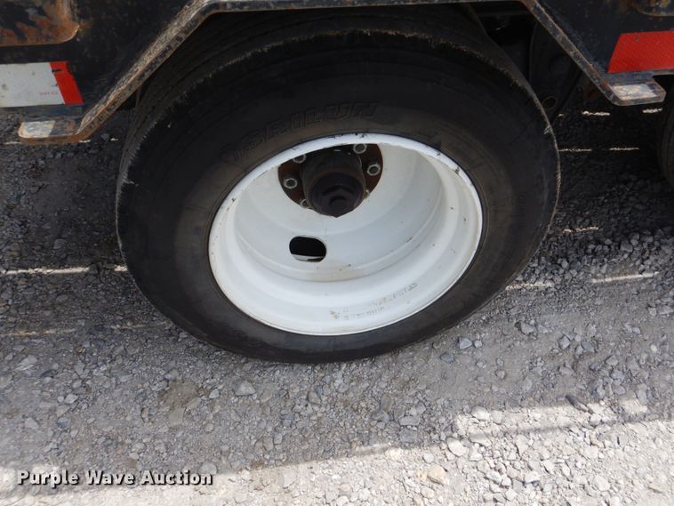 image for item FT9274 2015 Belshe DT255 equipment trailer