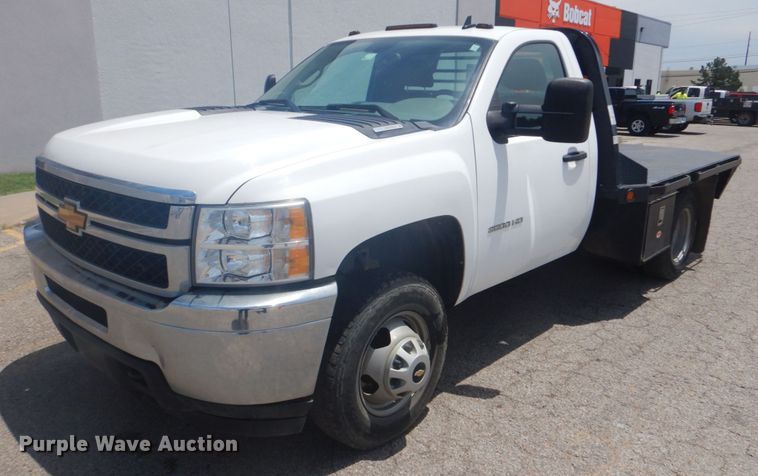 image for item FT9279 2013 Chevrolet Silverado 3500HD pickup truck