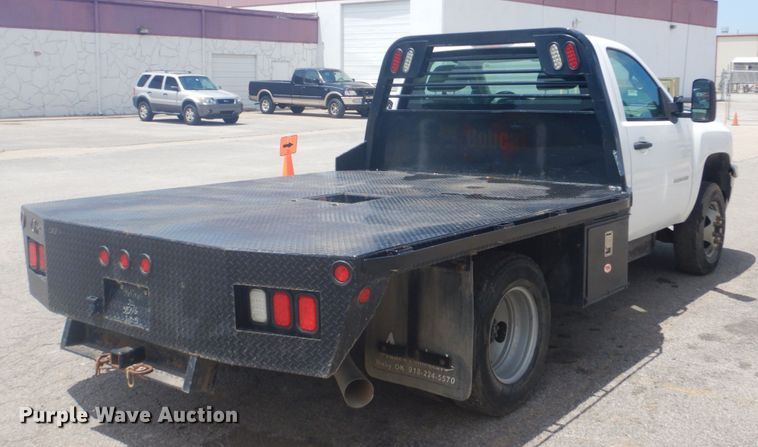 image for item FT9279 2013 Chevrolet Silverado 3500HD pickup truck