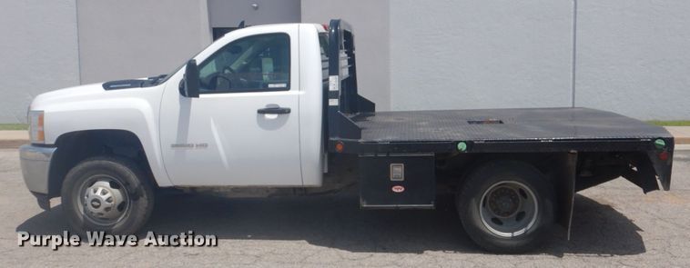 image for item FT9279 2013 Chevrolet Silverado 3500HD pickup truck