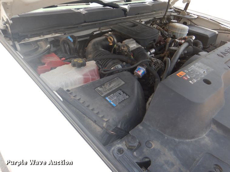 image for item FT9279 2013 Chevrolet Silverado 3500HD pickup truck