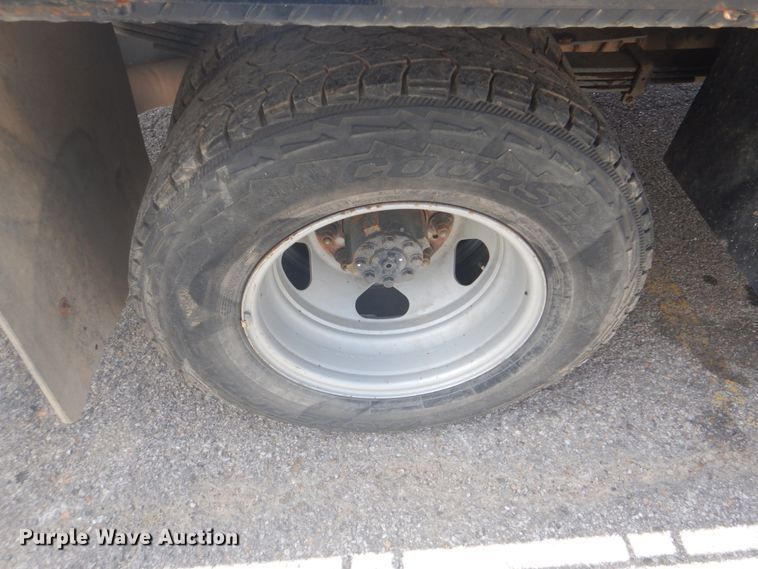 image for item FT9279 2013 Chevrolet Silverado 3500HD pickup truck