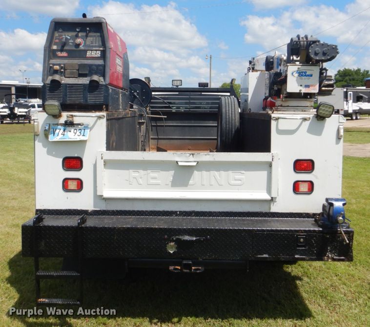 image for item FT9358 2013 Dodge Ram 5500 Crew Cab service truck with crane