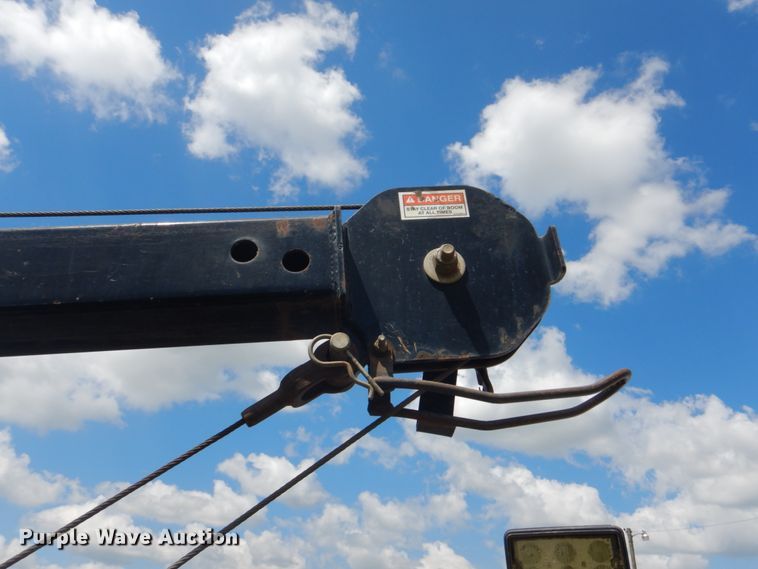 image for item FT9358 2013 Dodge Ram 5500 Crew Cab service truck with crane