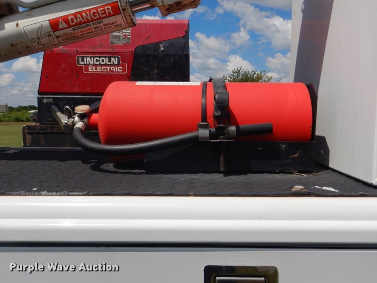 image for item FT9358 2013 Dodge Ram 5500 Crew Cab service truck with crane