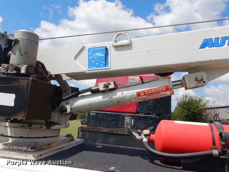 image for item FT9358 2013 Dodge Ram 5500 Crew Cab service truck with crane