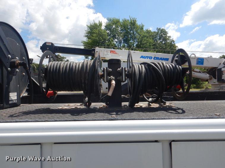 image for item FT9358 2013 Dodge Ram 5500 Crew Cab service truck with crane