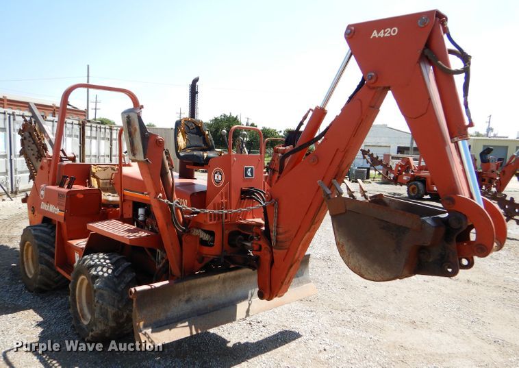 image for item FY9500 1992 Ditch Witch 5110DD trencher