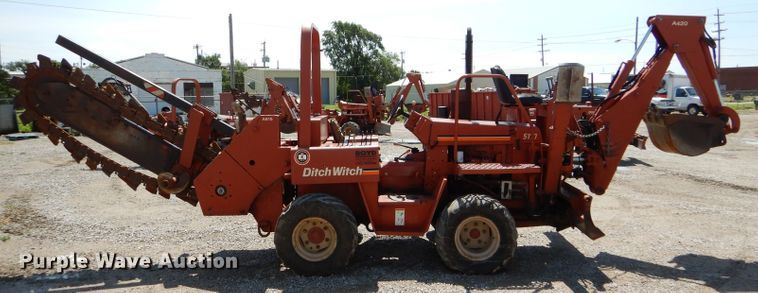 image for item FY9500 1992 Ditch Witch 5110DD trencher