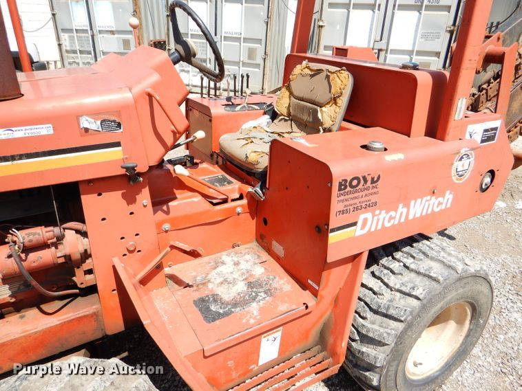 image for item FY9500 1992 Ditch Witch 5110DD trencher