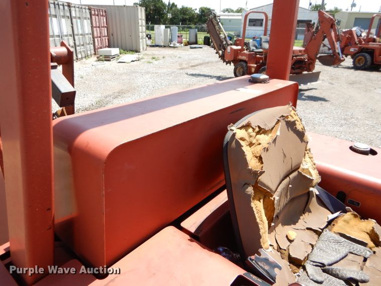 image for item FY9500 1992 Ditch Witch 5110DD trencher