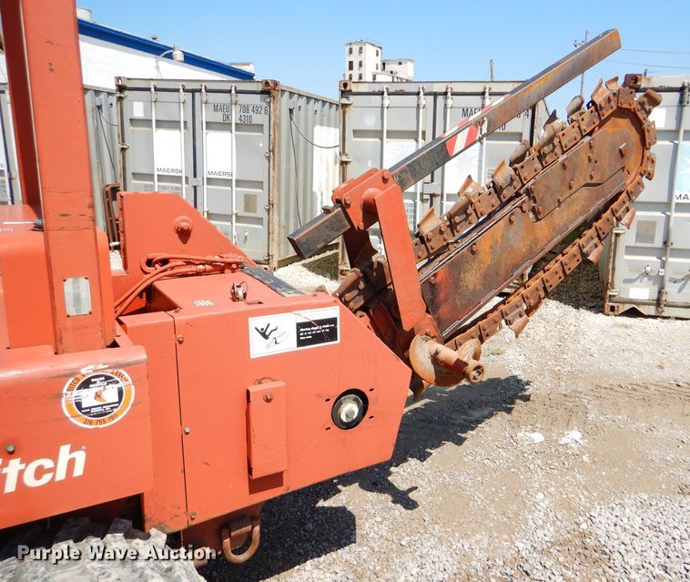 image for item FY9500 1992 Ditch Witch 5110DD trencher
