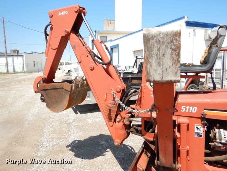 image for item FY9500 1992 Ditch Witch 5110DD trencher