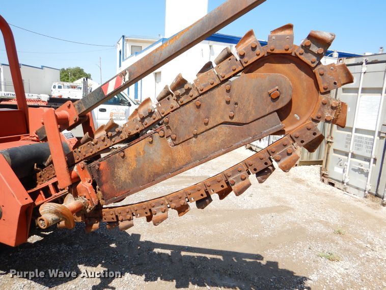 image for item FY9500 1992 Ditch Witch 5110DD trencher