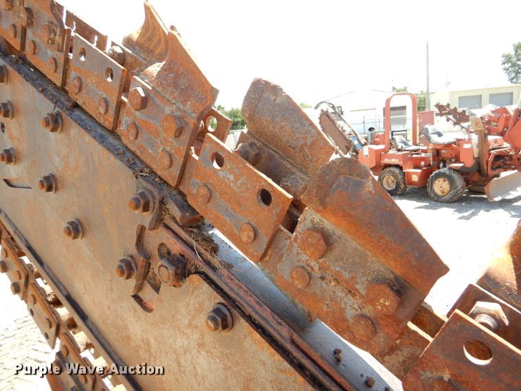 image for item FY9500 1992 Ditch Witch 5110DD trencher