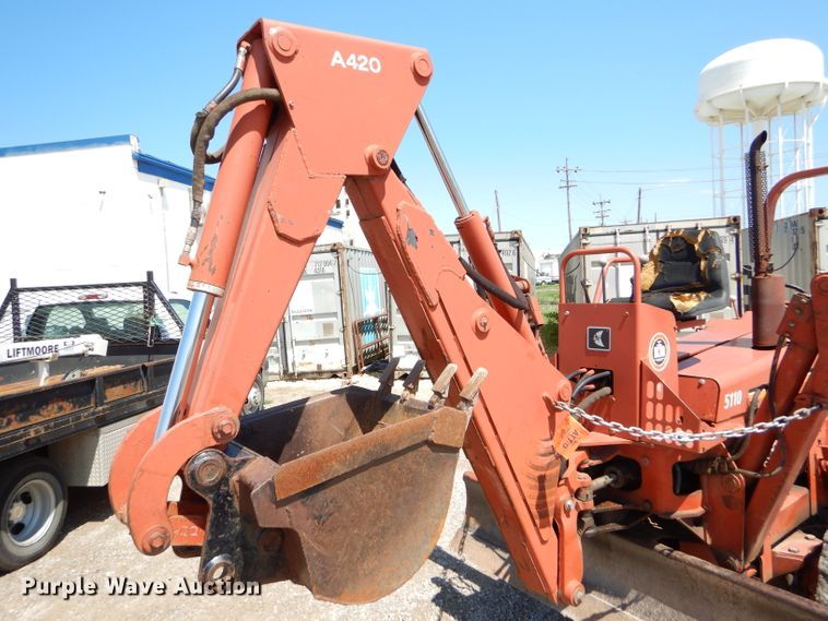 image for item FY9500 1992 Ditch Witch 5110DD trencher